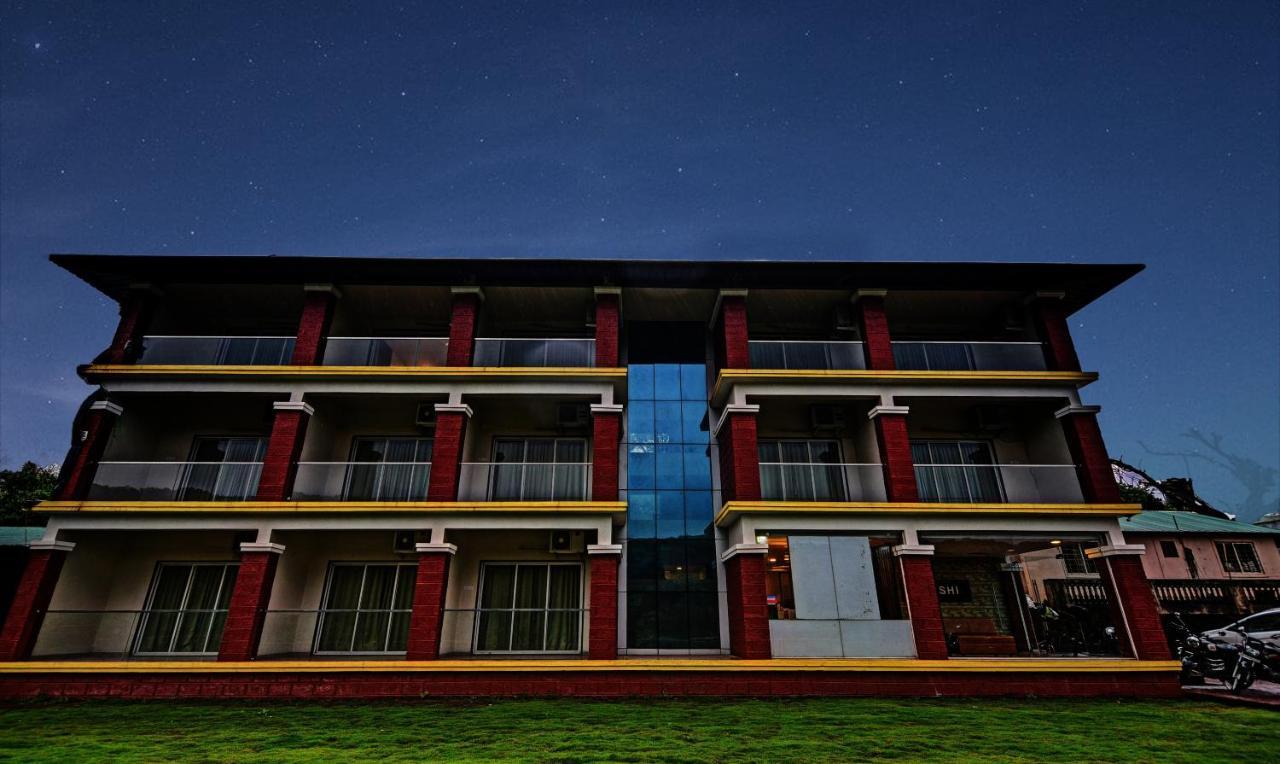 Treebo Trend Khushi River Side Retreat Hotell Mahābaleshwar Exteriör bild
